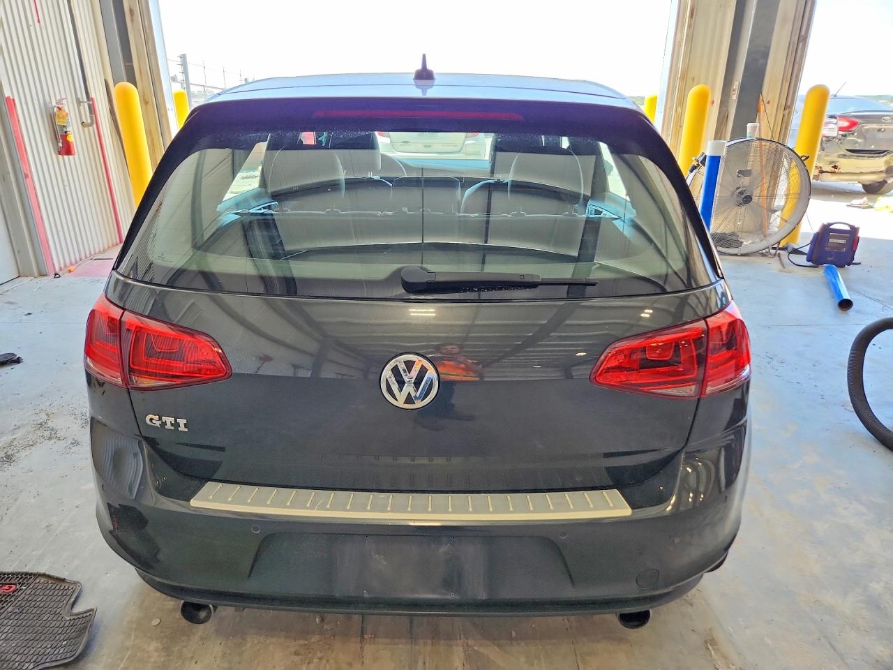 Volkswagen GTI S