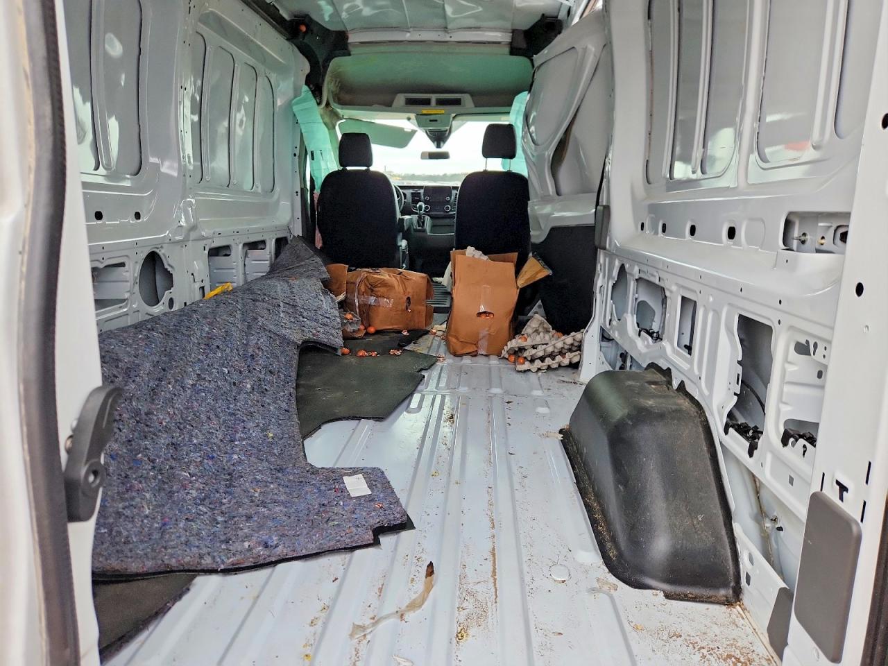 Ford Transit T-250