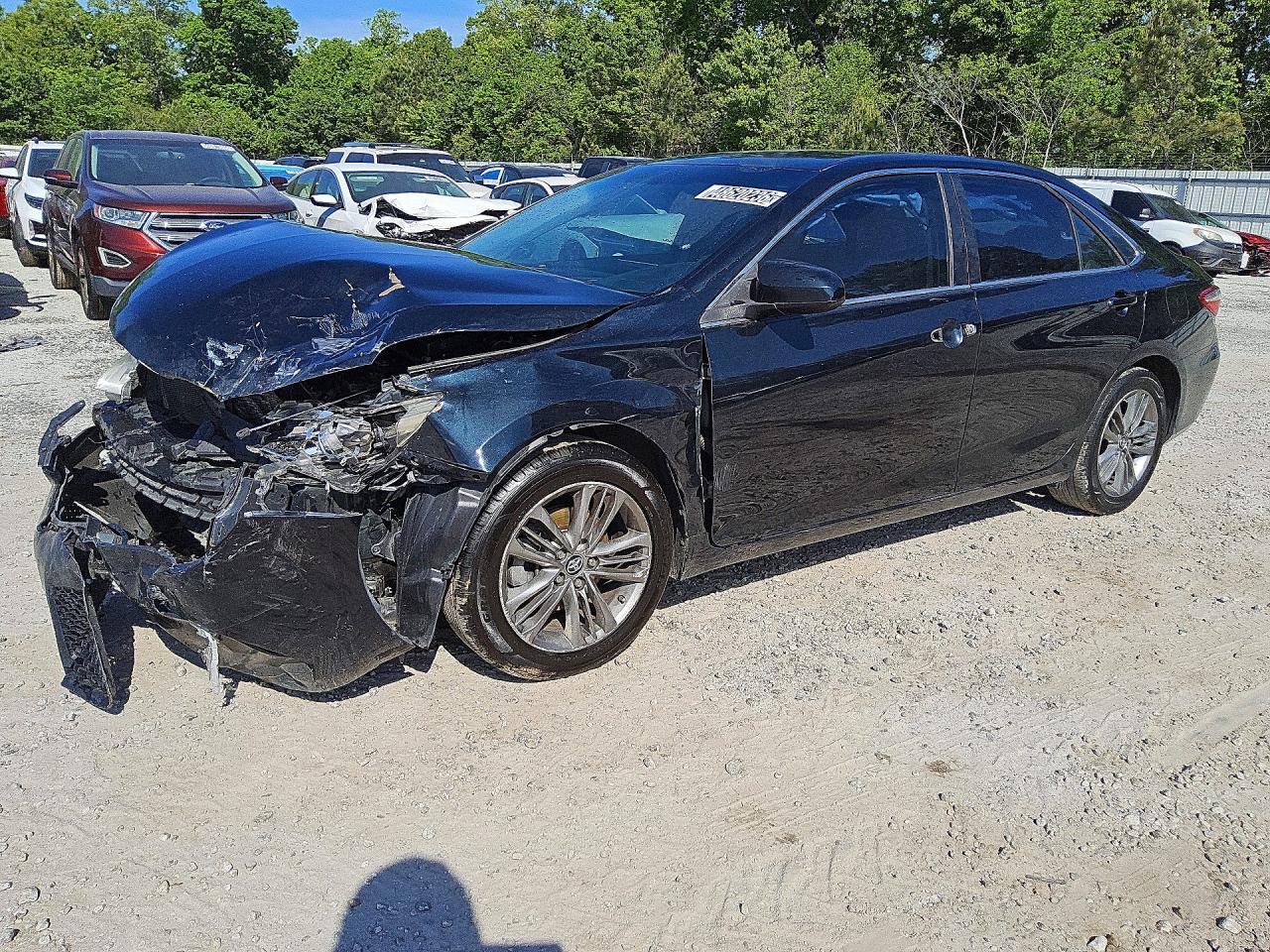 Salvage Toyota Camry Image