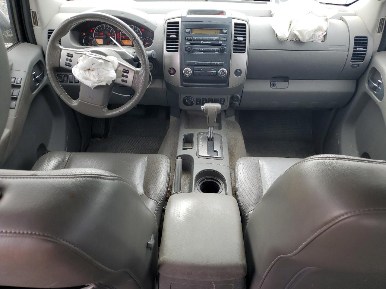 Nissan Frontier S