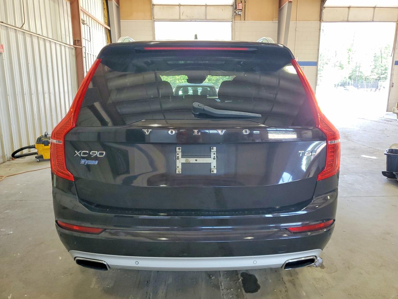 Volvo XC90 T6