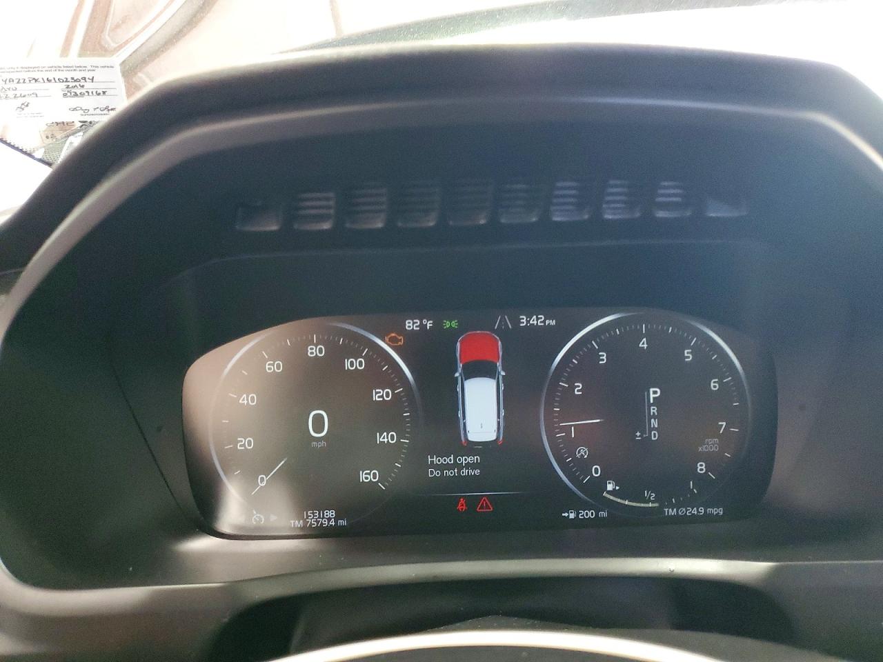 Volvo XC90 T6