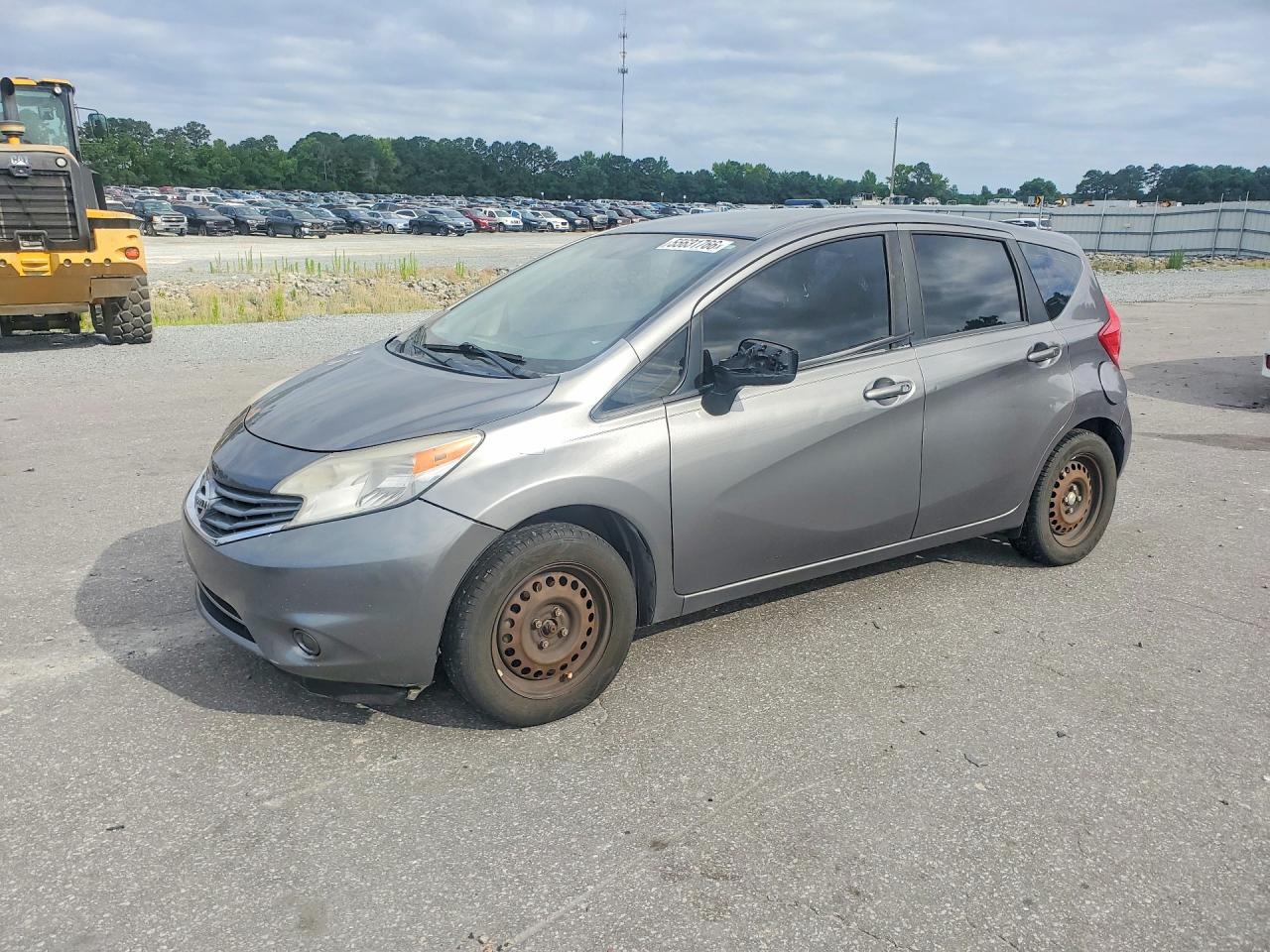 Salvage Nissan Versa Image
