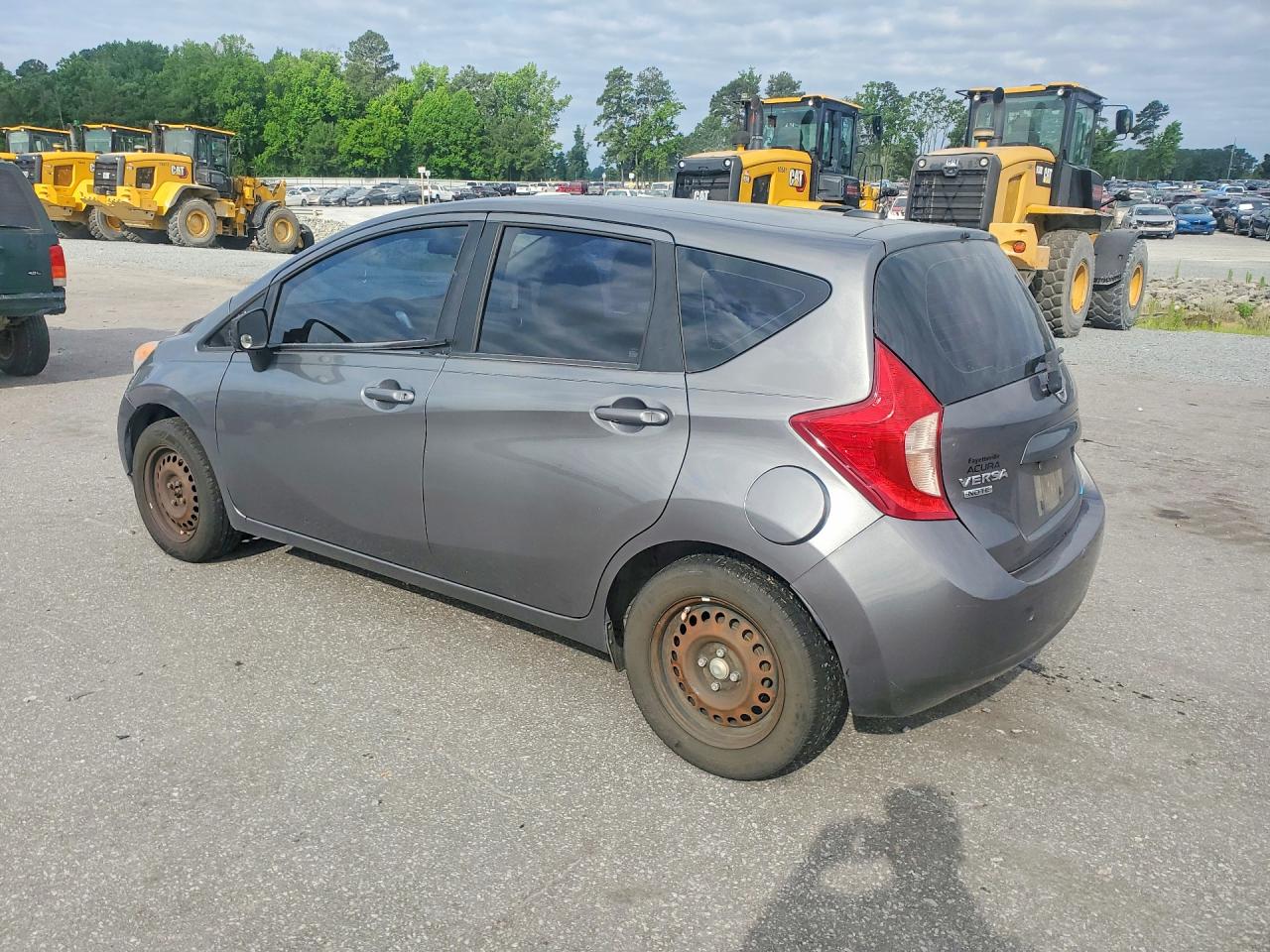 Nissan Versa Sv