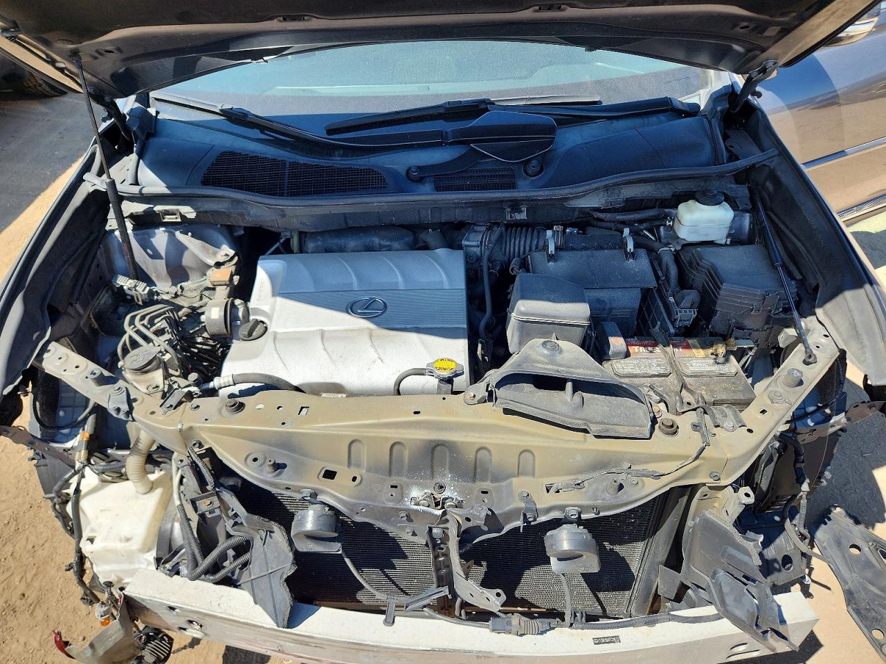 Lexus RX Base
