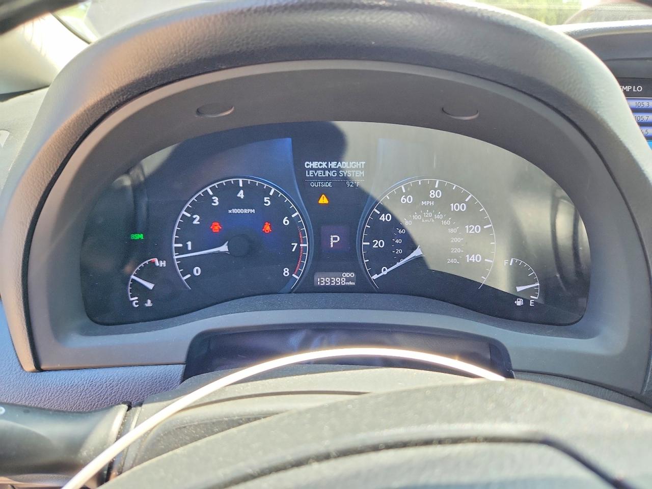 Lexus RX Base