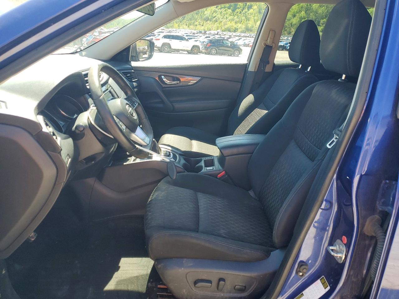 Nissan Rogue Sv