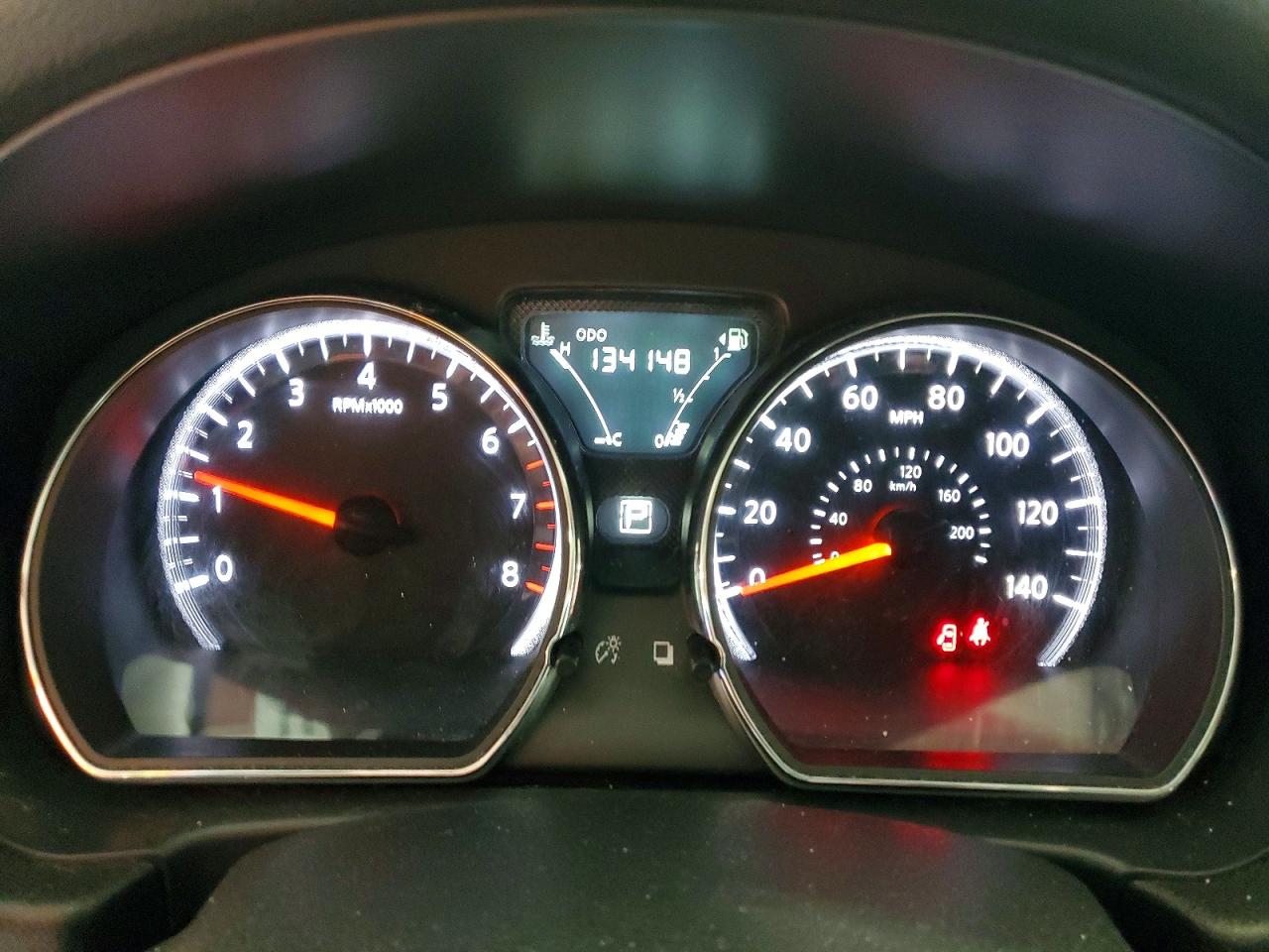 Nissan Versa Sv