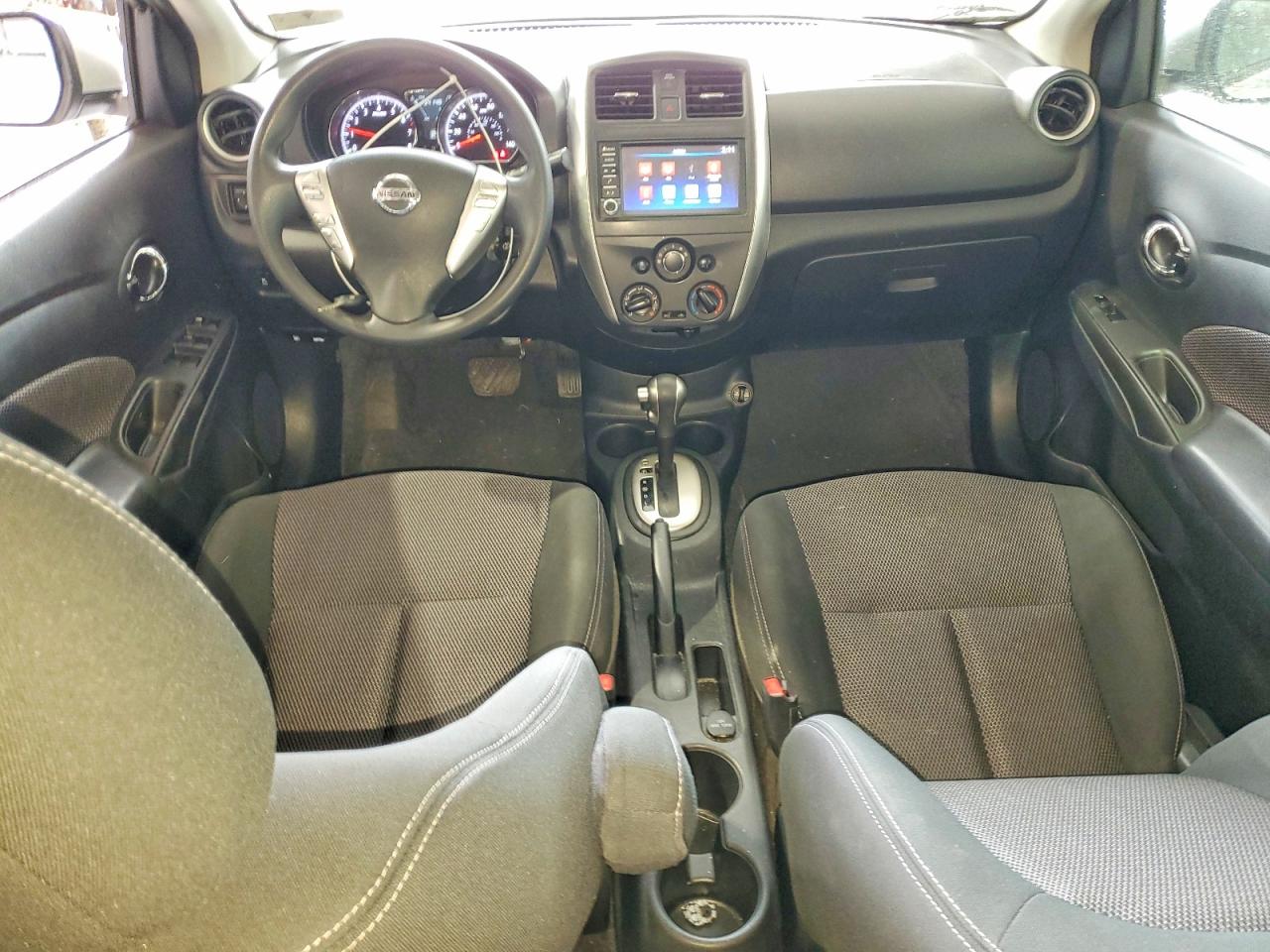Nissan Versa Sv