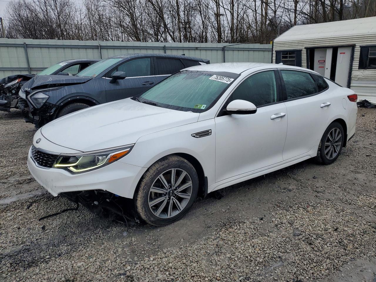 Salvage Kia Optima Image