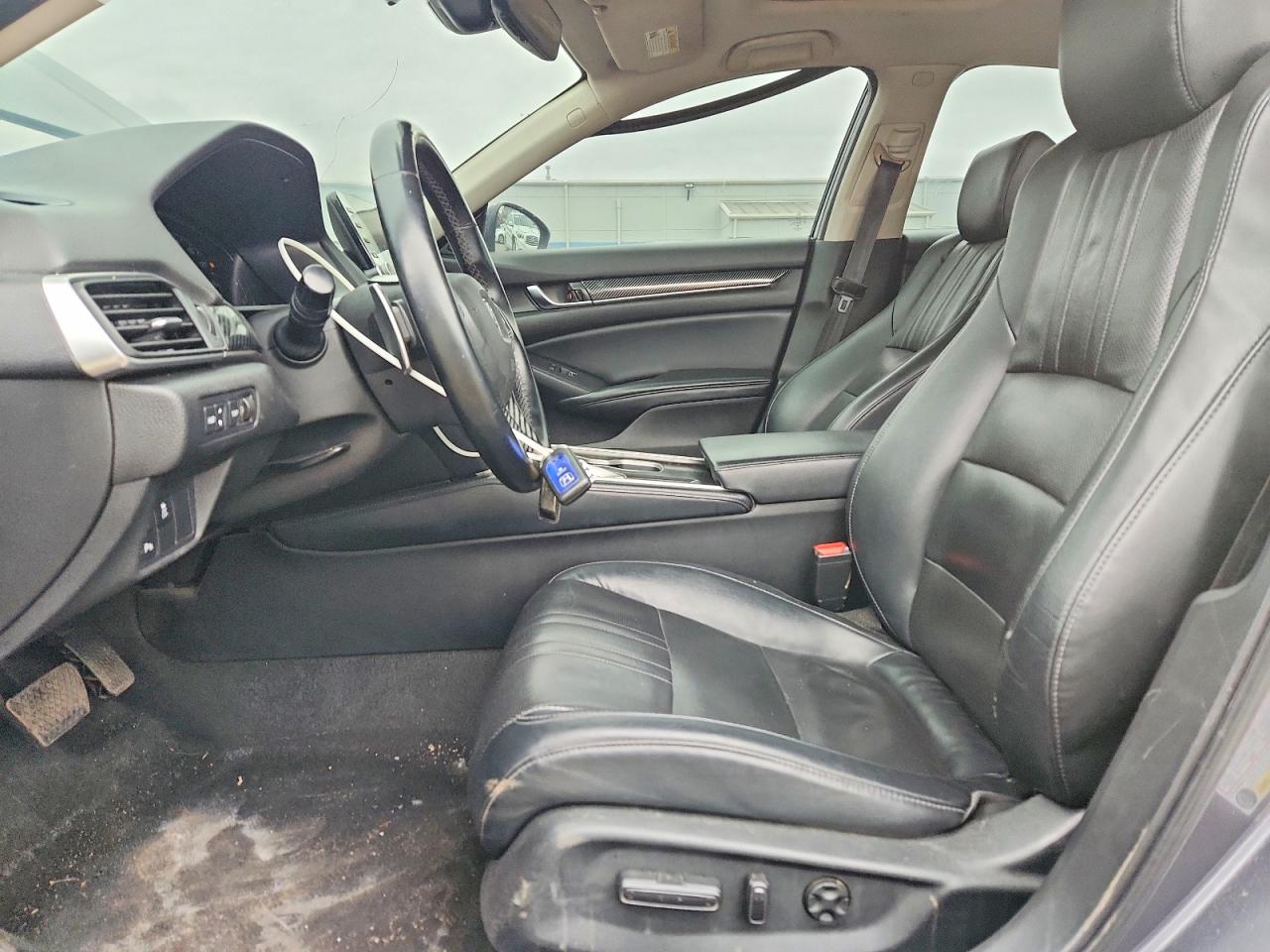 Honda Accord Touring Hybrid