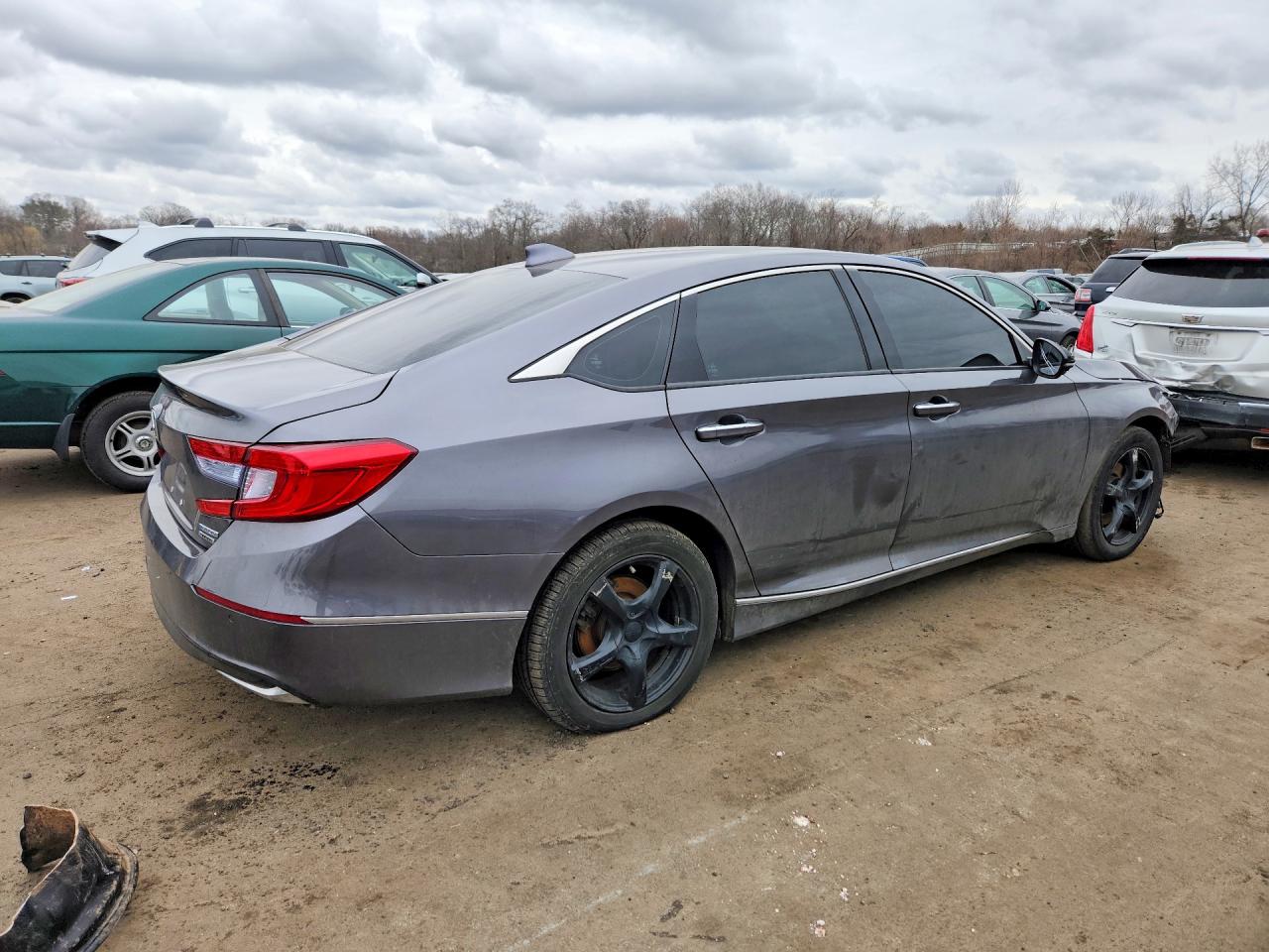 Honda Accord Touring Hybrid