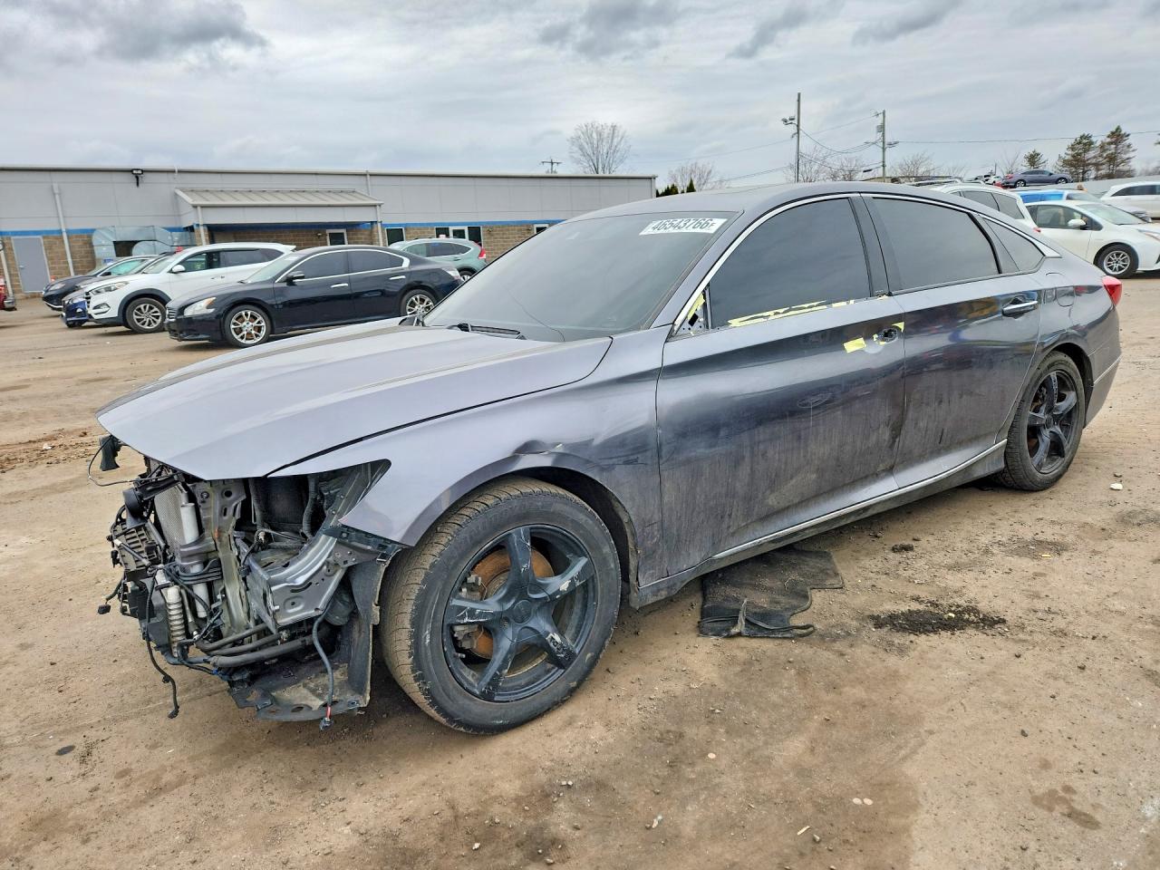 Salvage Honda Accord Image
