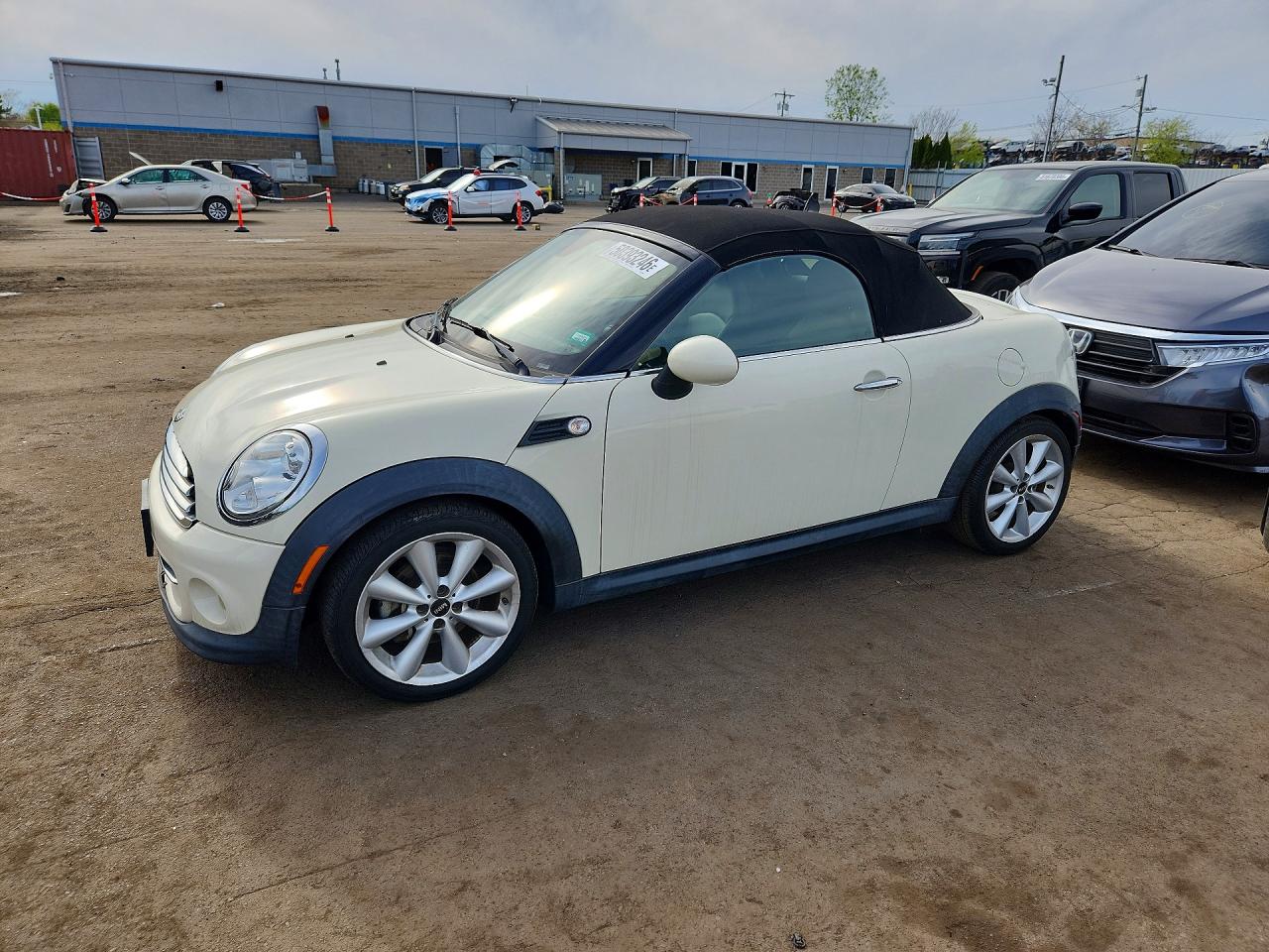 Salvage MINI Cooper Image
