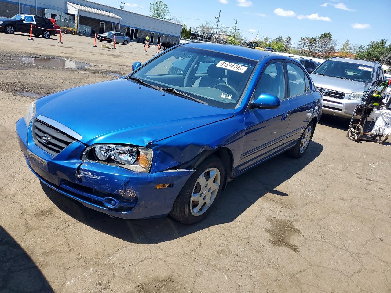 Salvage Hyundai ELANTRA Image