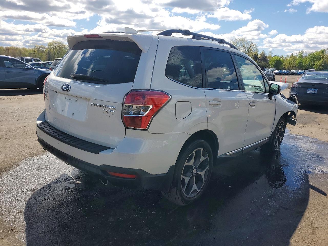 Subaru Forester 2.0xt Touring
