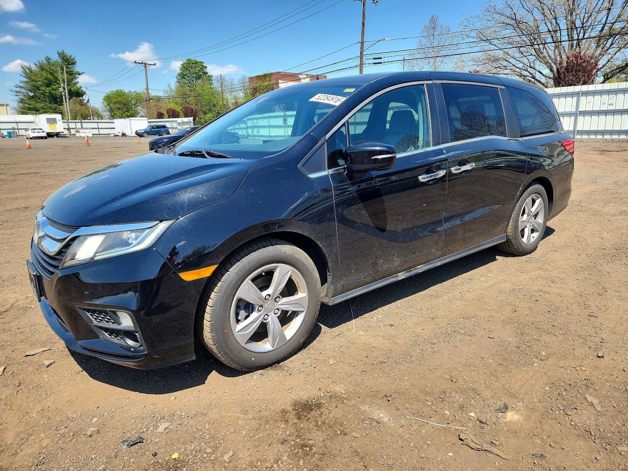 Salvage Honda Odyssey Image