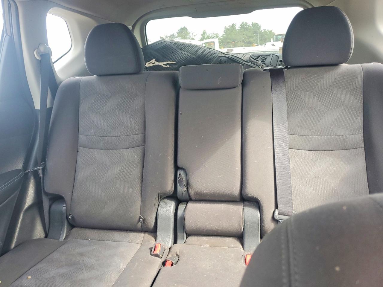 Nissan Rogue S