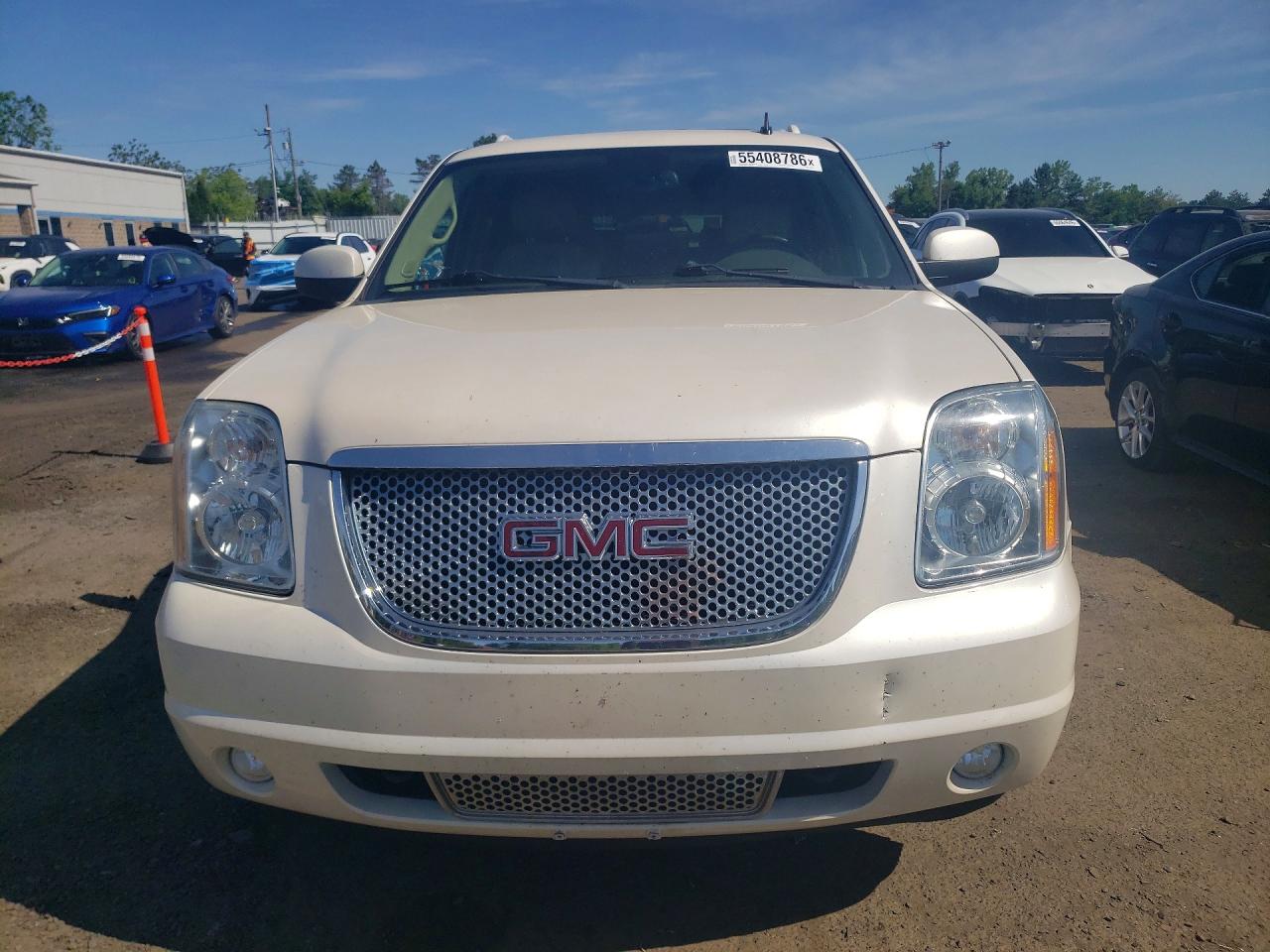 GMC Yukon Denali
