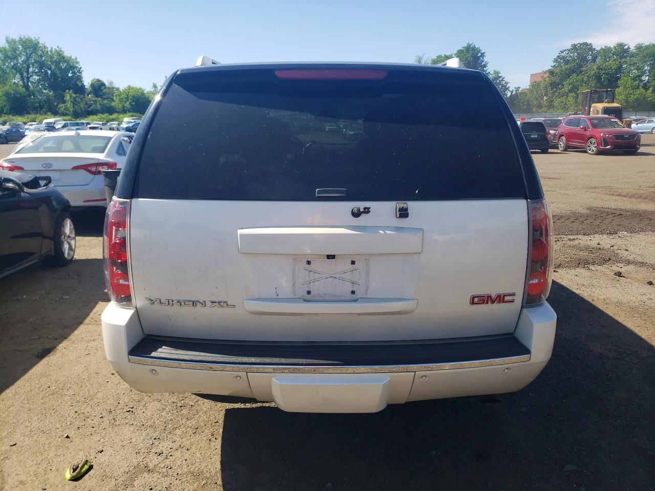 GMC Yukon Denali