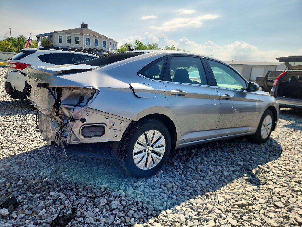 Volkswagen Jetta S