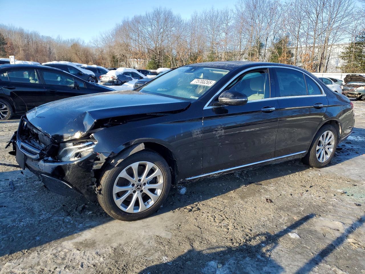 Salvage Mercedes-Benz E-Class Image