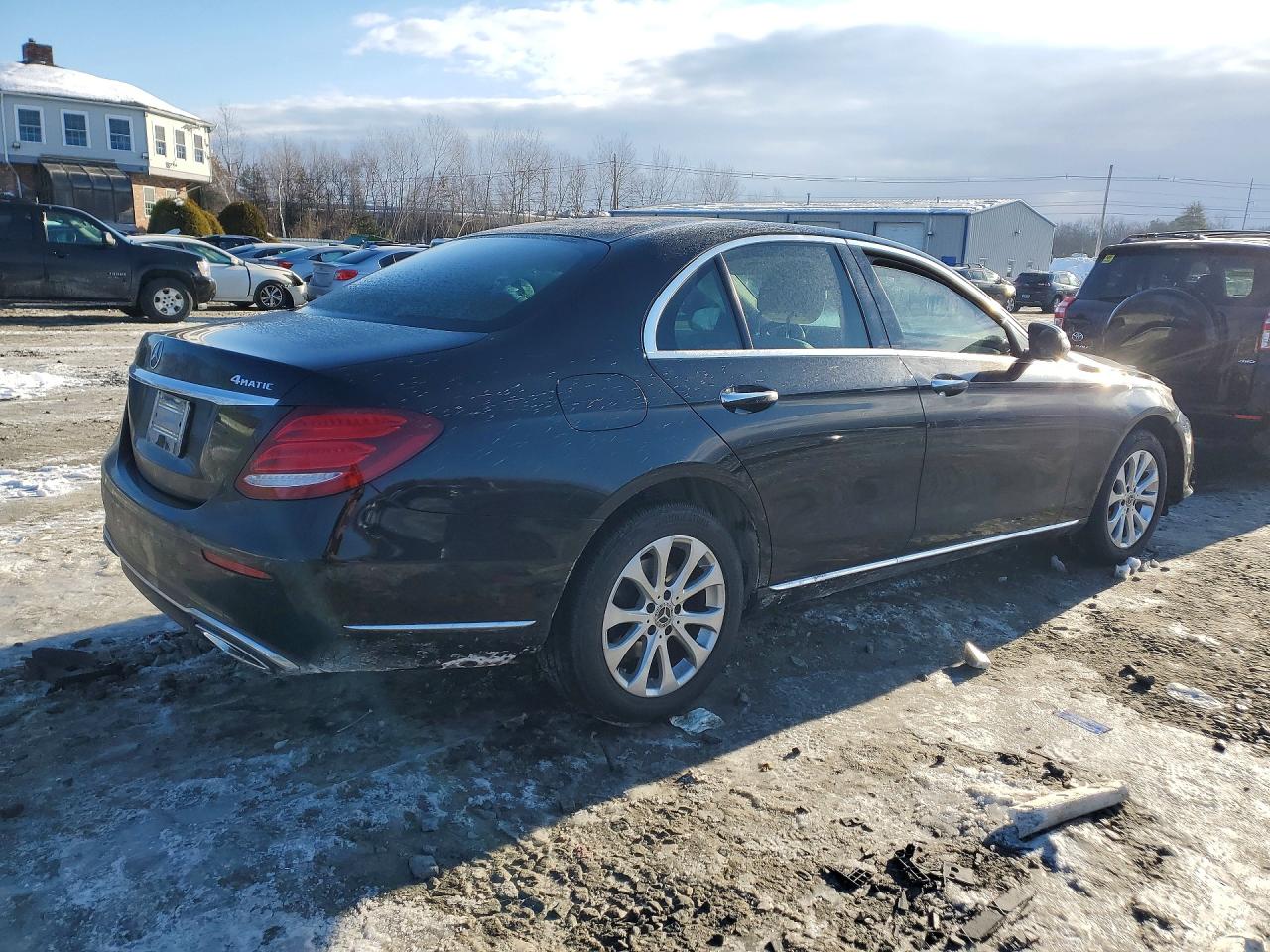 Mercedes-Benz E-Class 300 4matic