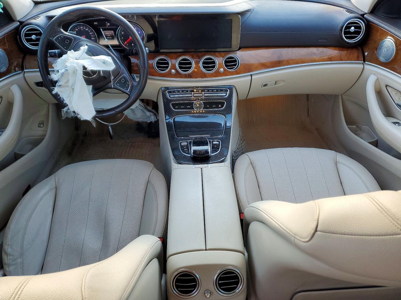 Mercedes-Benz E-Class 300 4matic