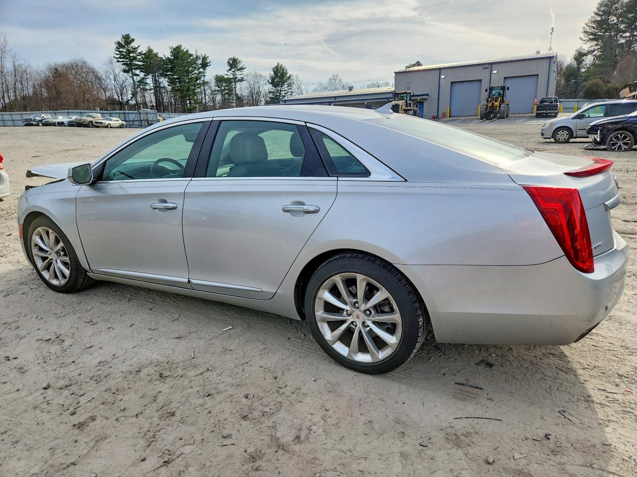 Cadillac XTS Luxury Collection