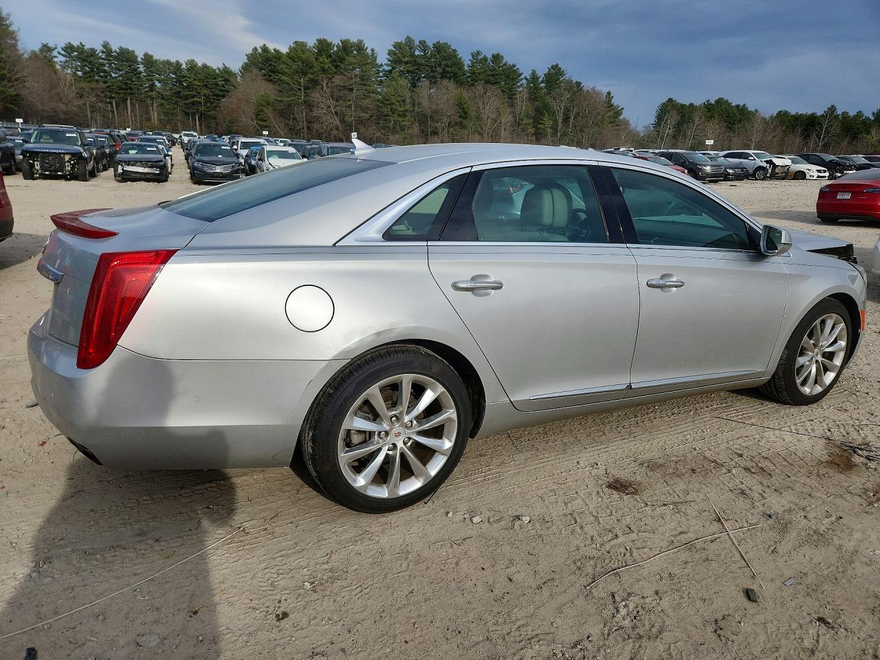 Cadillac XTS Luxury Collection