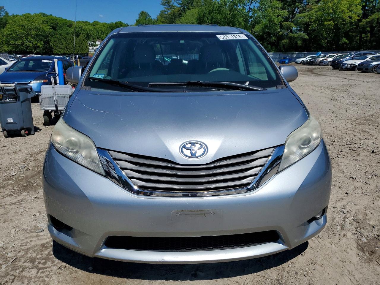 Toyota Sienna Xle 8-passenger
