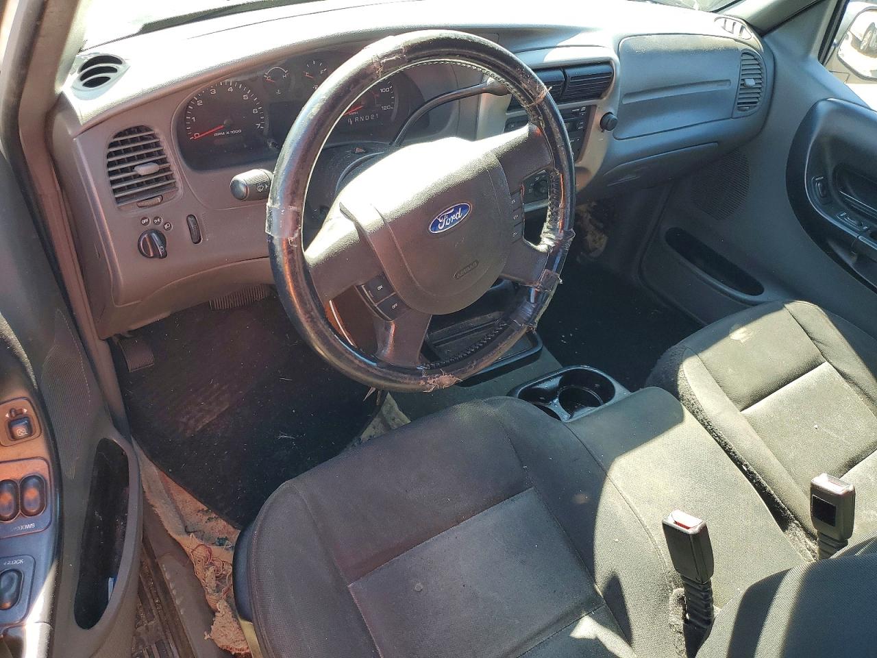 Ford Ranger Super Cab