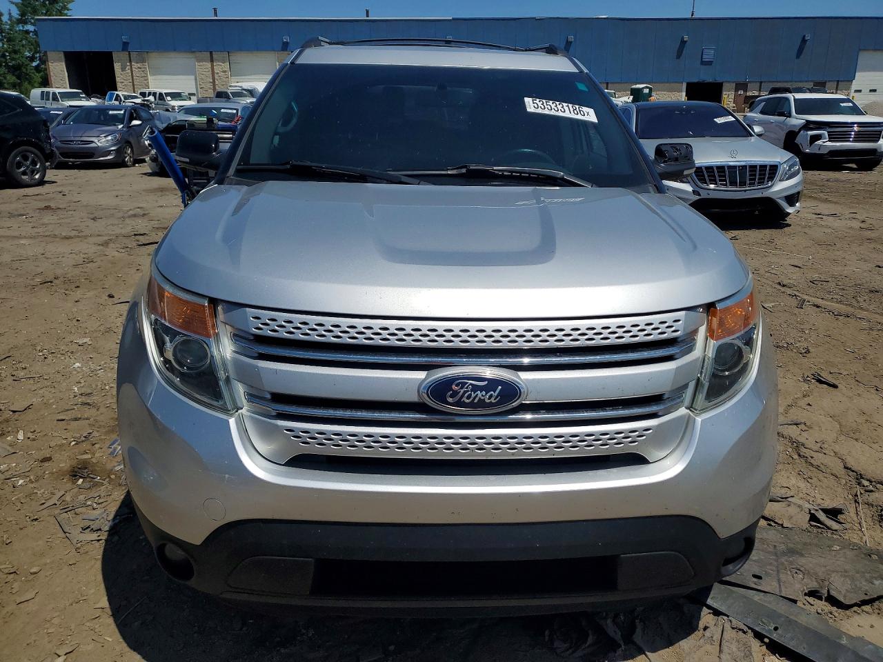 Ford Explorer Xlt