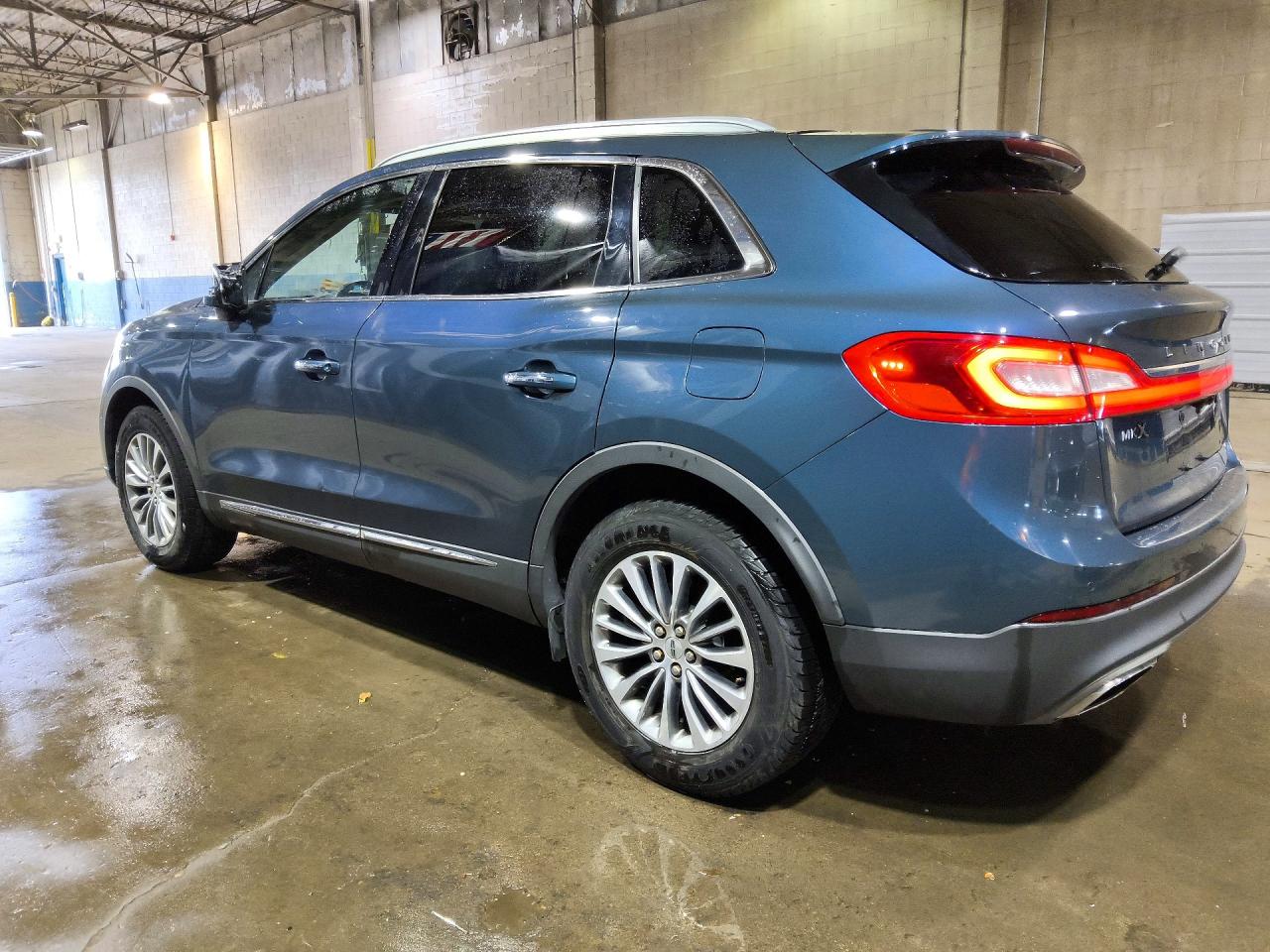 Lincoln MKX Select