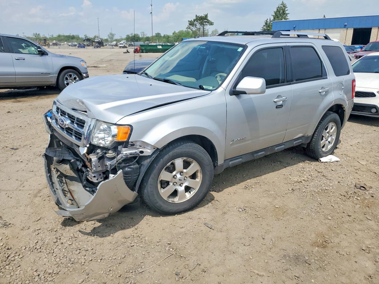Salvage Ford Escape Image