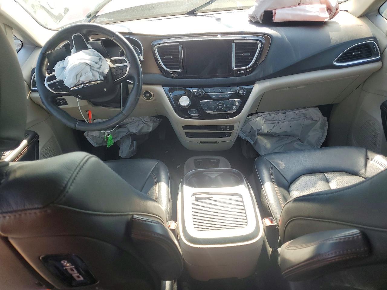 Chrysler Pacifica Touring L Plus