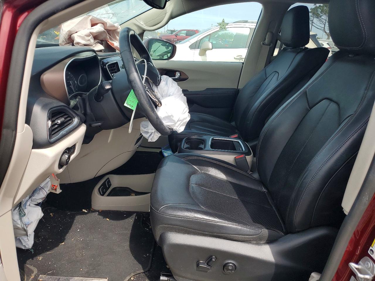 Chrysler Pacifica Touring L Plus