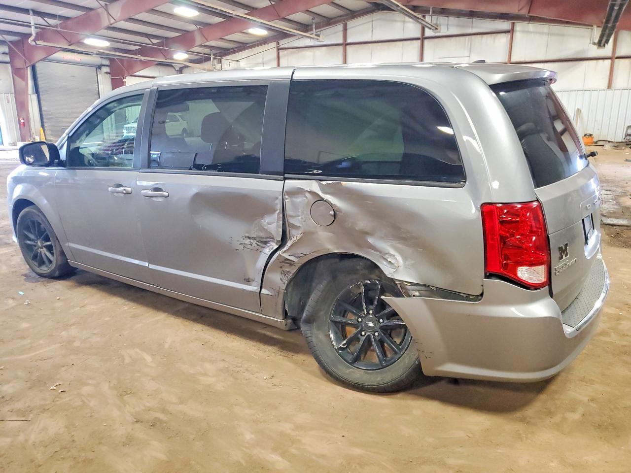 Dodge Caravan Gt