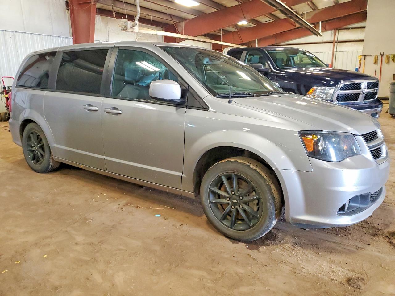 Dodge Caravan Gt