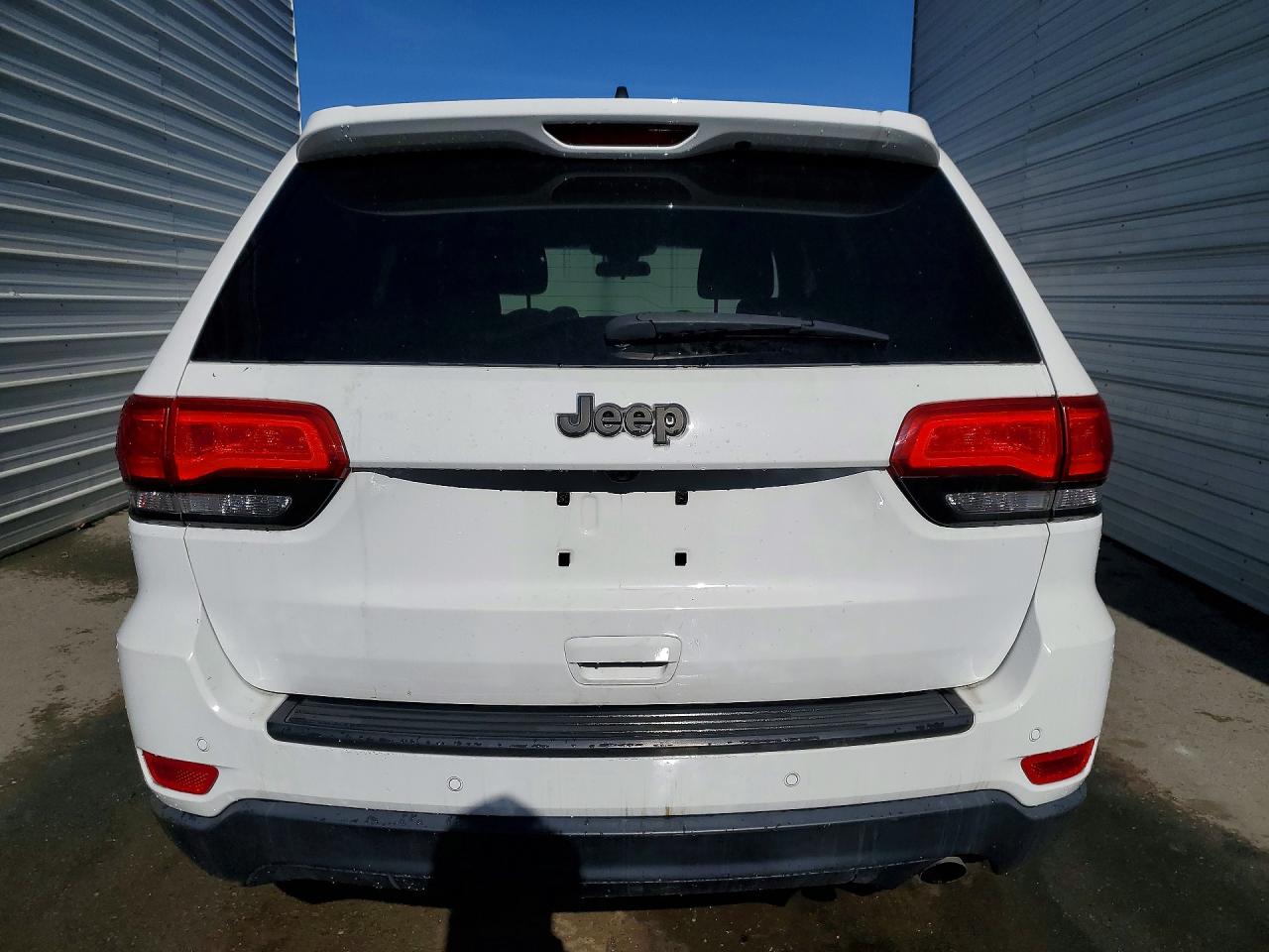Jeep Grand Cherokee Laredo