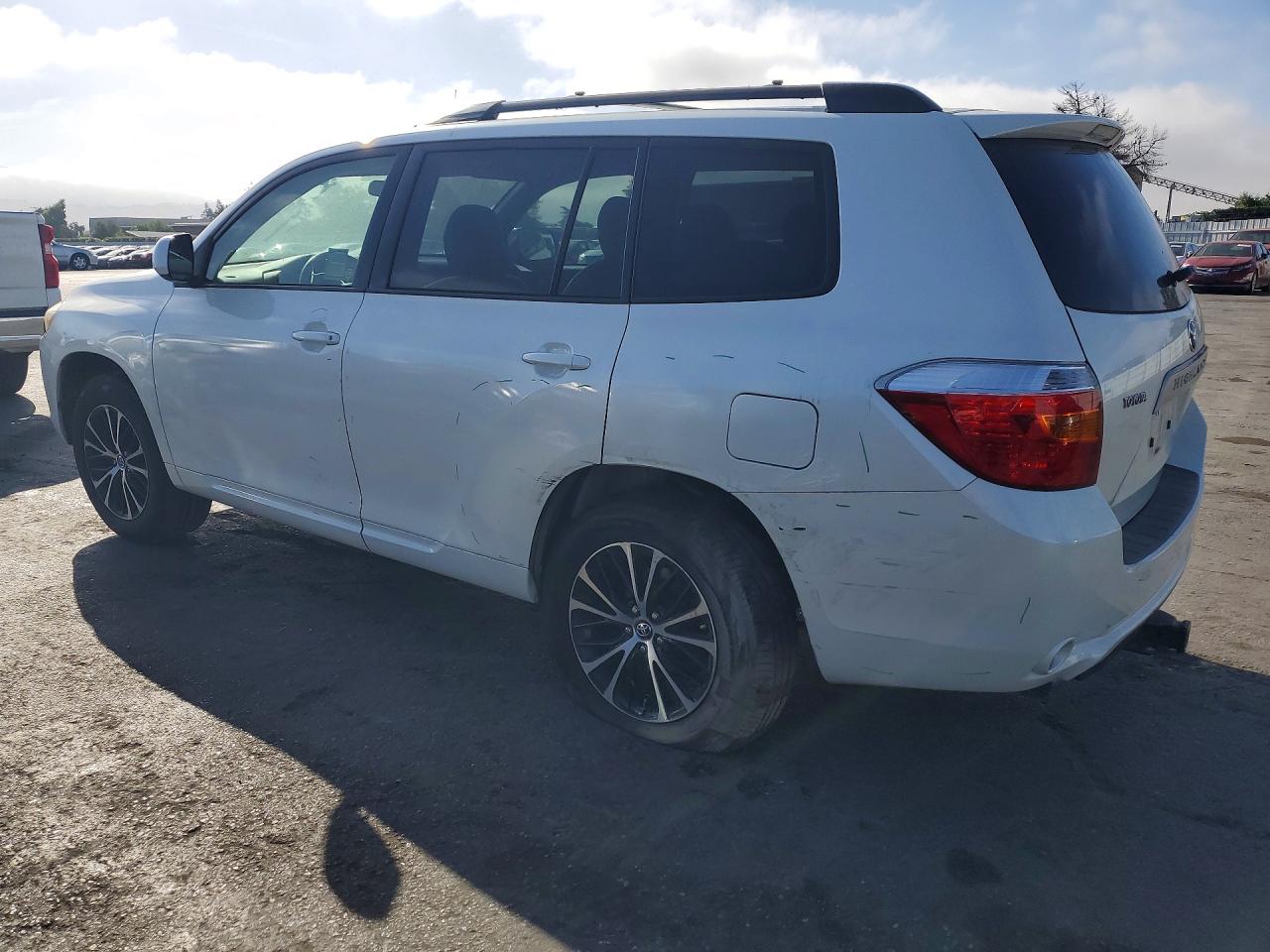 Toyota Highlander Base