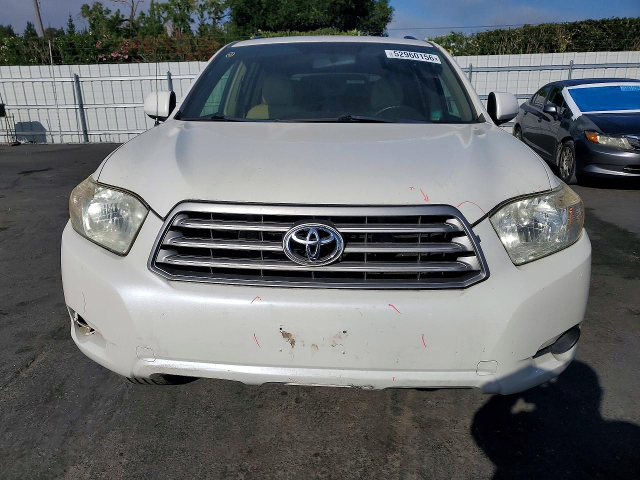 Toyota Highlander Base