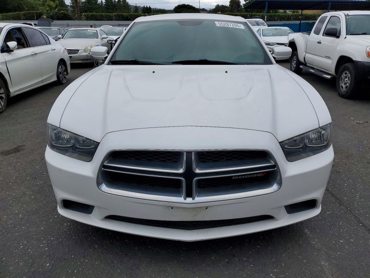 Dodge Charger Se