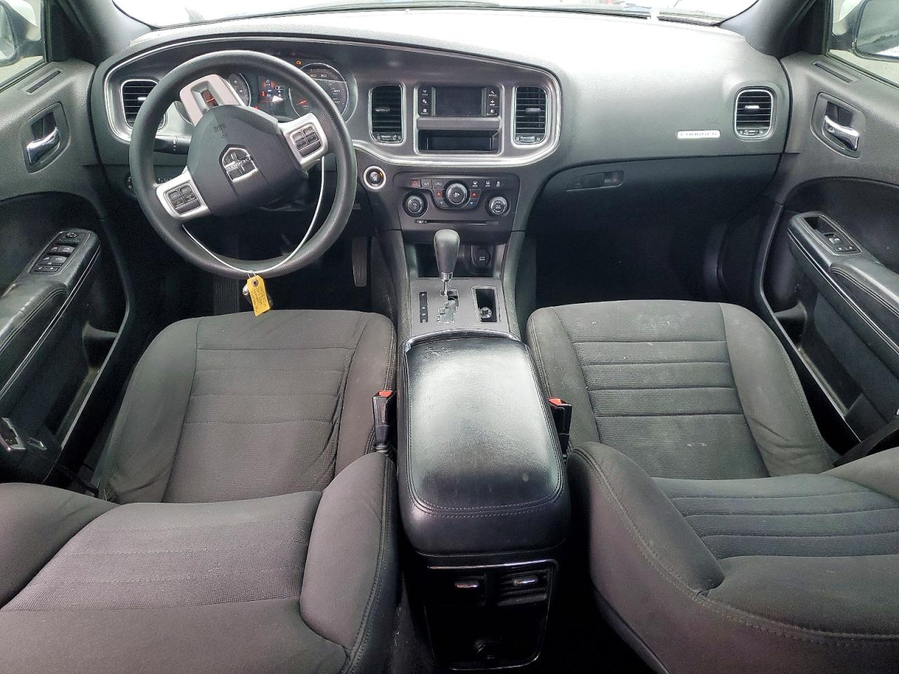 Dodge Charger Se