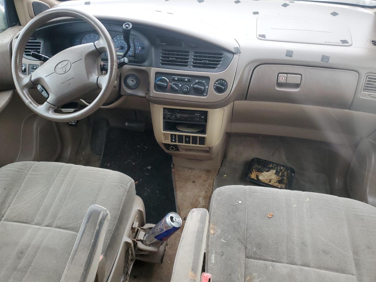 Toyota Sienna Le