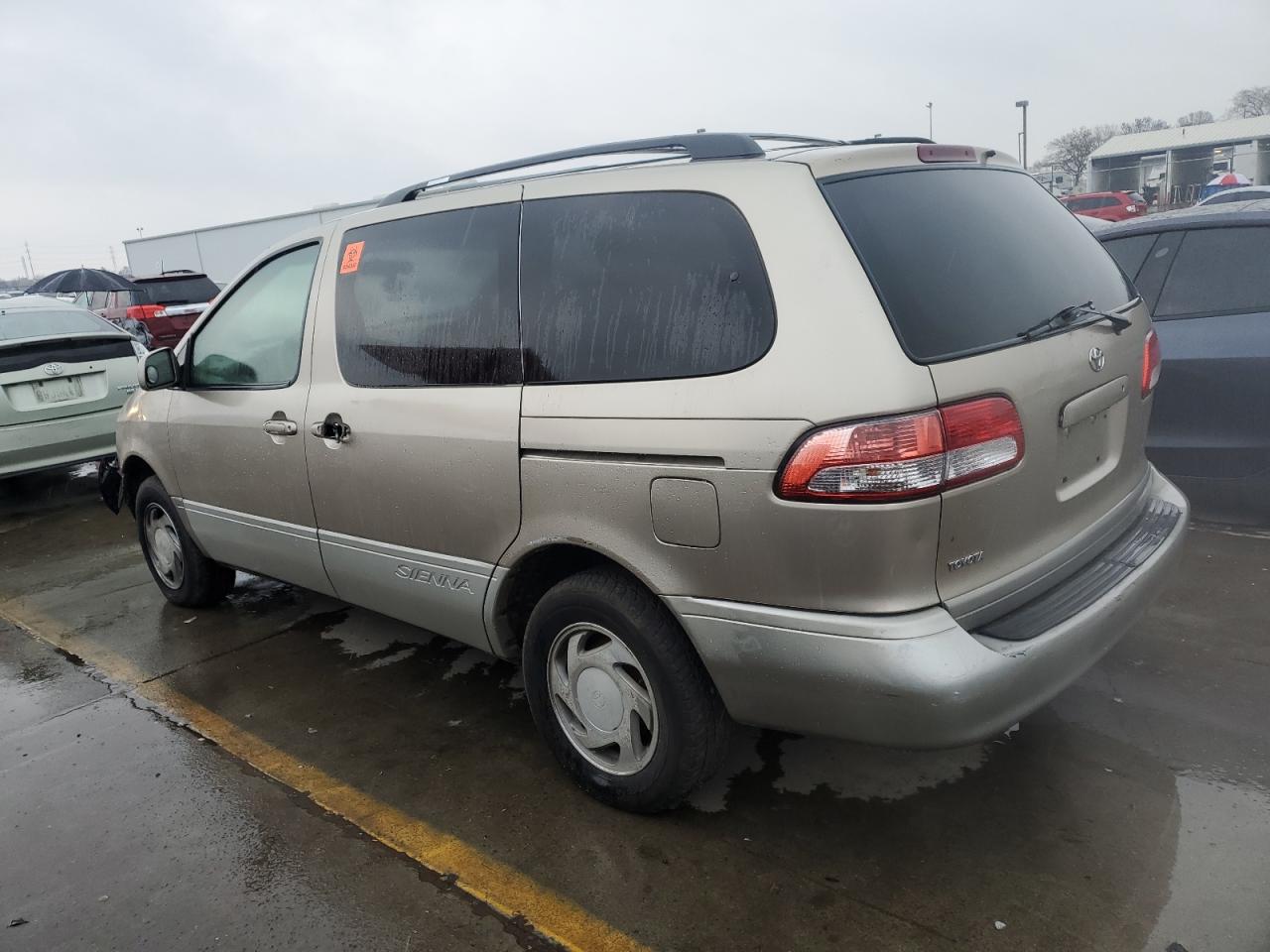 Toyota Sienna Le
