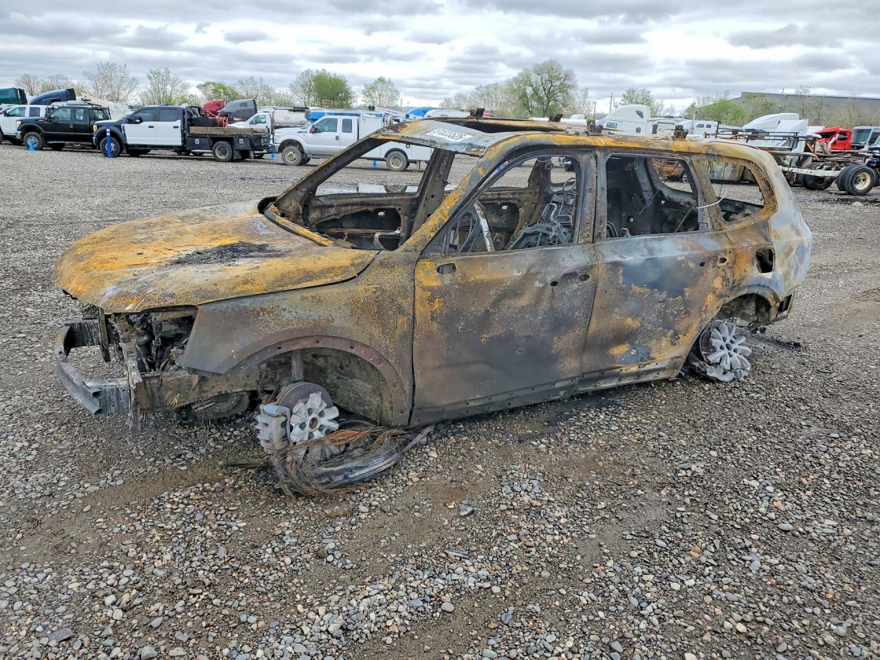 Salvage Kia Telluride Image