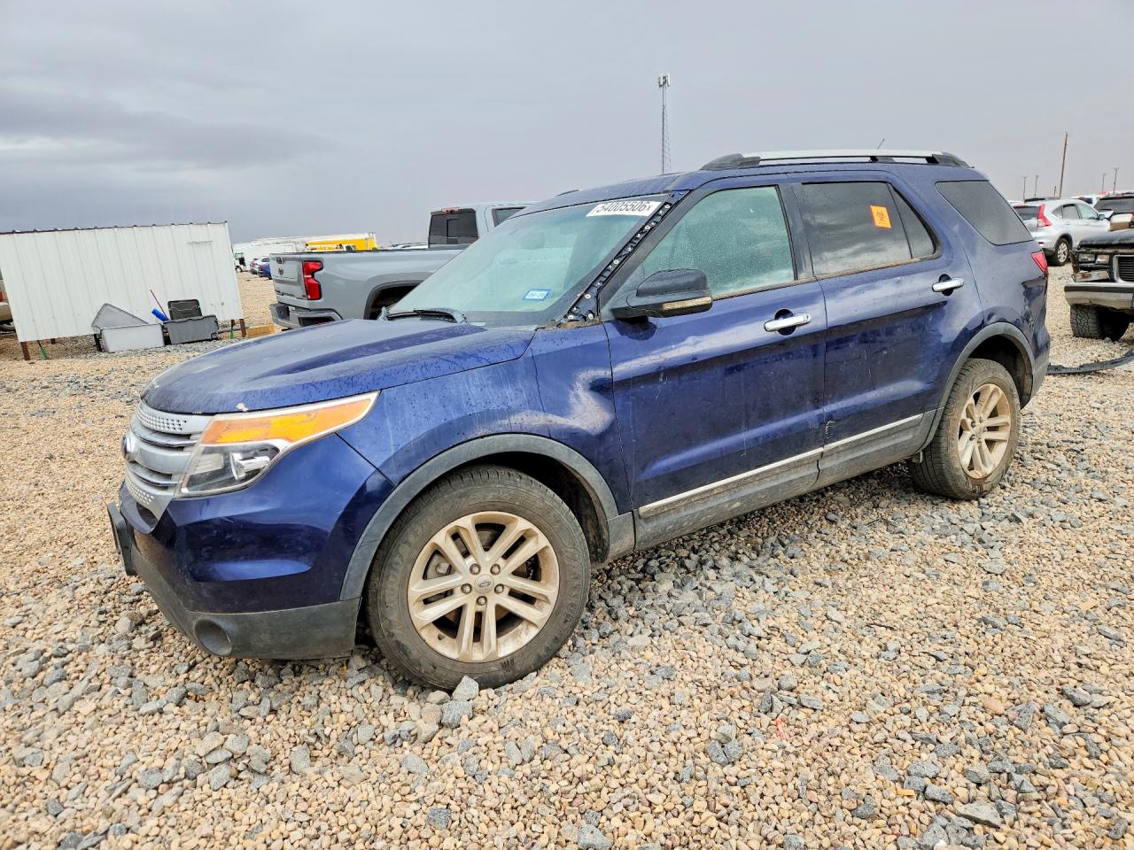 Salvage Ford Explorer Image