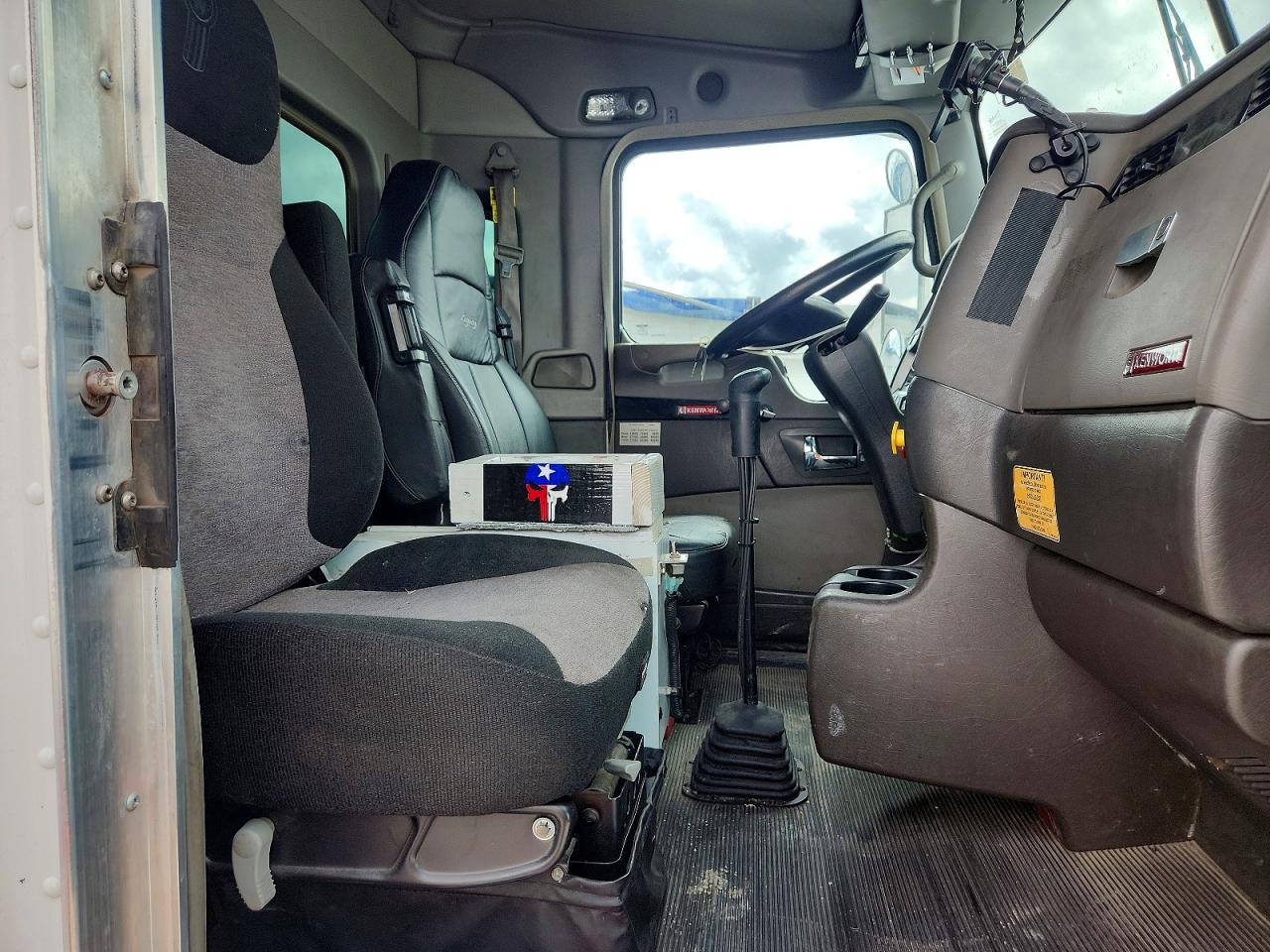 Kenworth Construction T800