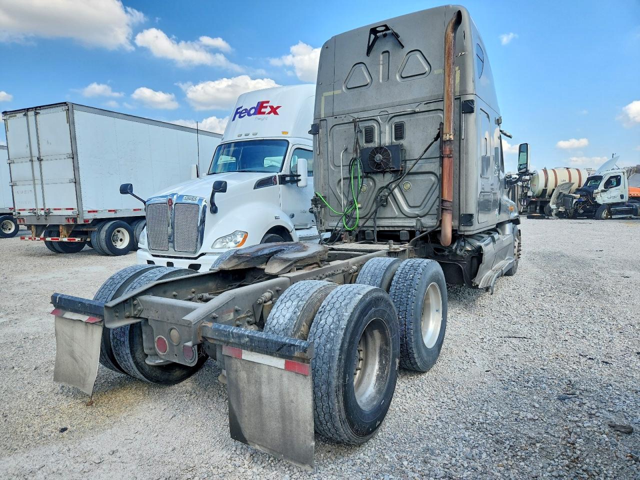 Freightliner Cascadia 125